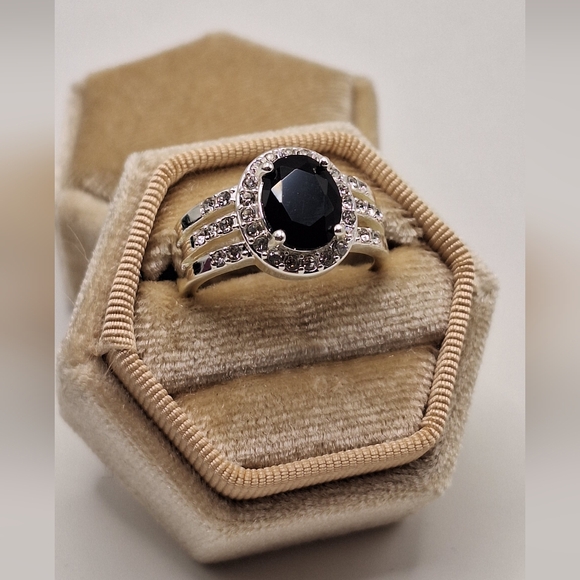 Black Swarovski Crystal Halo Ring Size 9 Silver Tone Statement Engagement Style